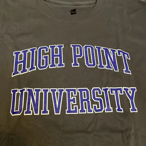 College Corner High Point University Short Sleeve gray tee medium NEW - Picture 2 of 4